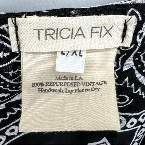 TRICIA FIX / PLAIDPATCHWORK REPURPOSED PULLOVER